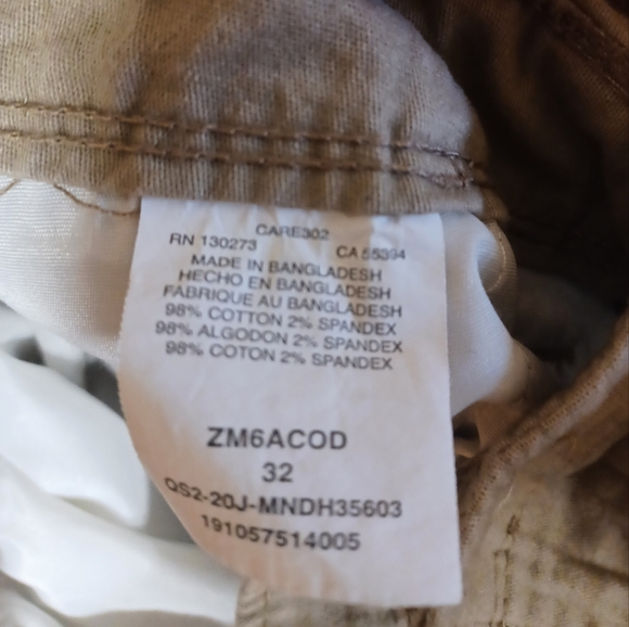 Wrangler Lightweight Cargo Shorts - Picture 4 of 4